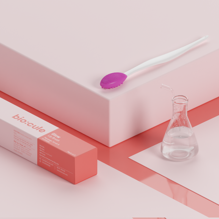Glow Lip Brush